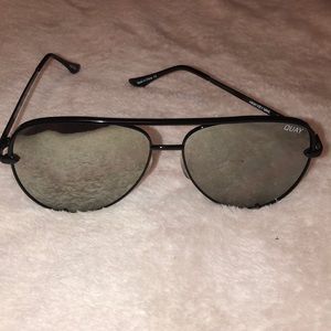 Quay high key mini black reflective desi Perkins